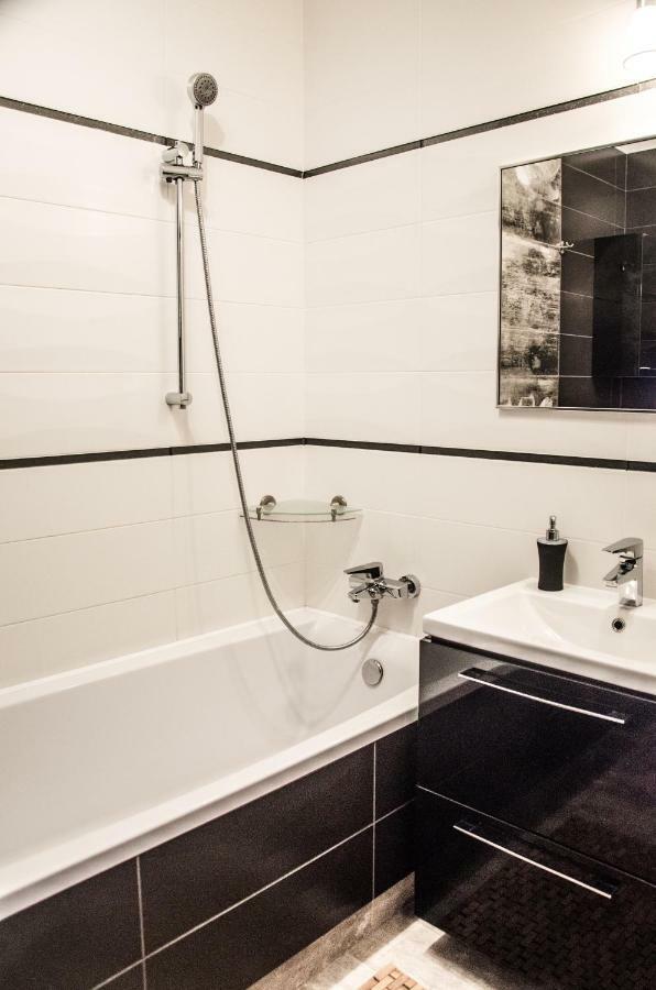 Apartament Expo Brylowska วอร์ซอ ภายนอก รูปภาพ